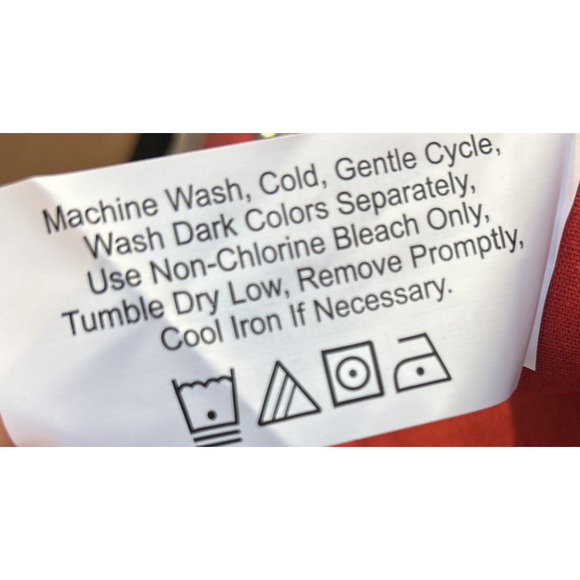 New ROBERT STANLEY 14"x72" Christmas Plaid Merry Christmas Table Runner Red NWT - Picture 5 of 5